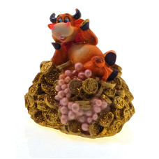 Корова на куче денег (10х10х9 см)A