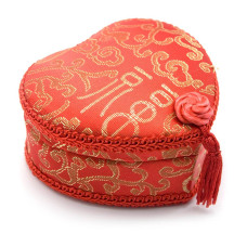 Шкатулка "Сердечко" с вышивкой (10,5х11,5х5,5 см)