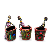 Африканка с корзиной, подставка под ручки (17х8,5х8 см)