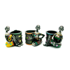 Африканка с корзиной, подставка под ручки (12,5х8,5х11 см)