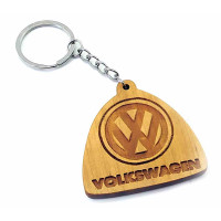 Эко Брелок "Volkswagen" ольха покрыт маслом и пчелинным воском