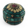 Шкатулка металлическая с кораллами и бирюзой ( h-3,2; d-4,7 см)